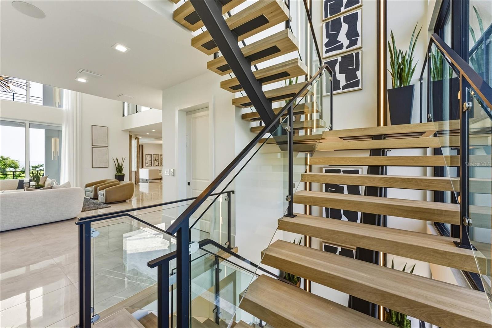 LEGENDS BAY - Residential