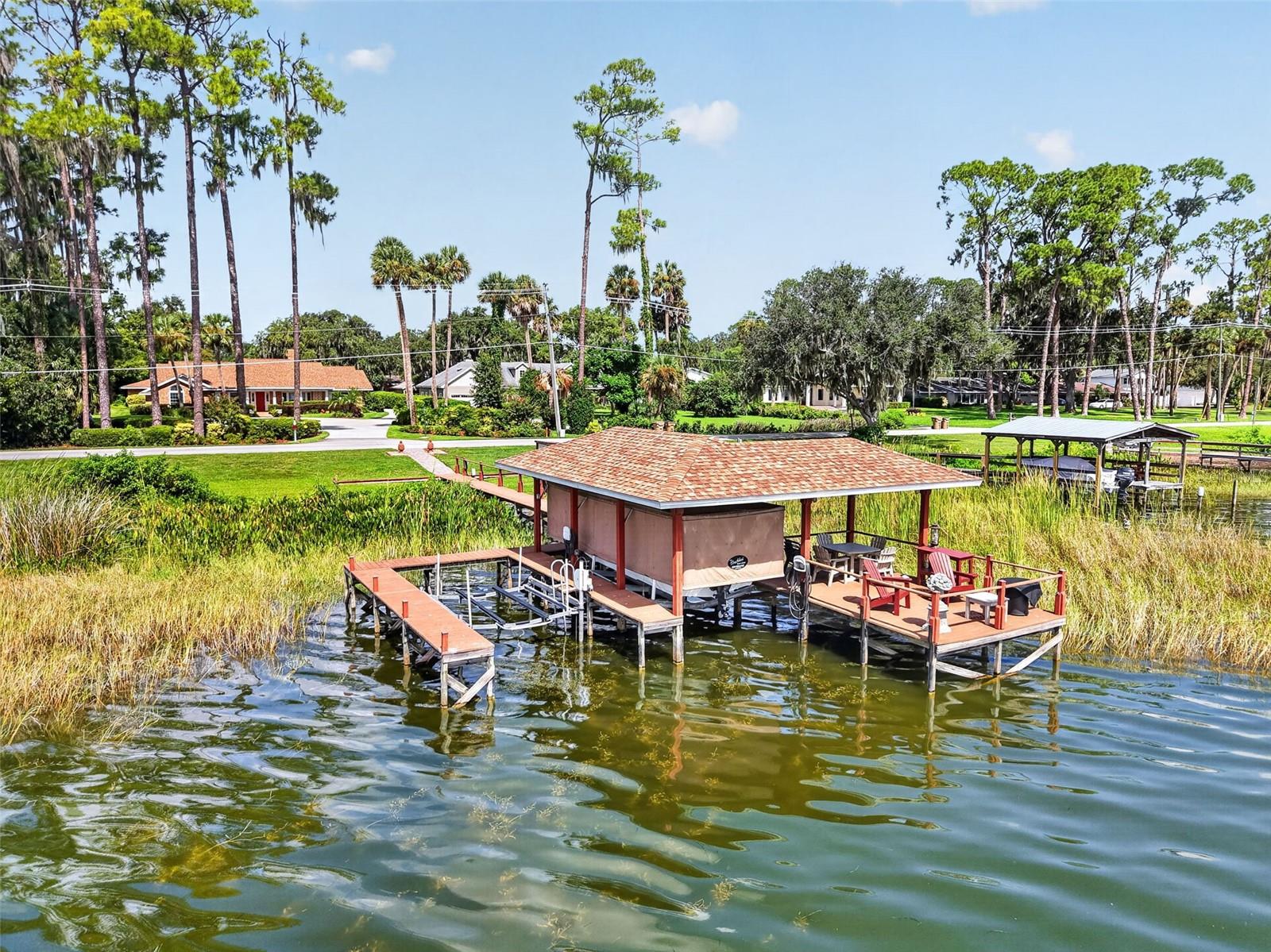 3081 LAKESHORE DRIVE
