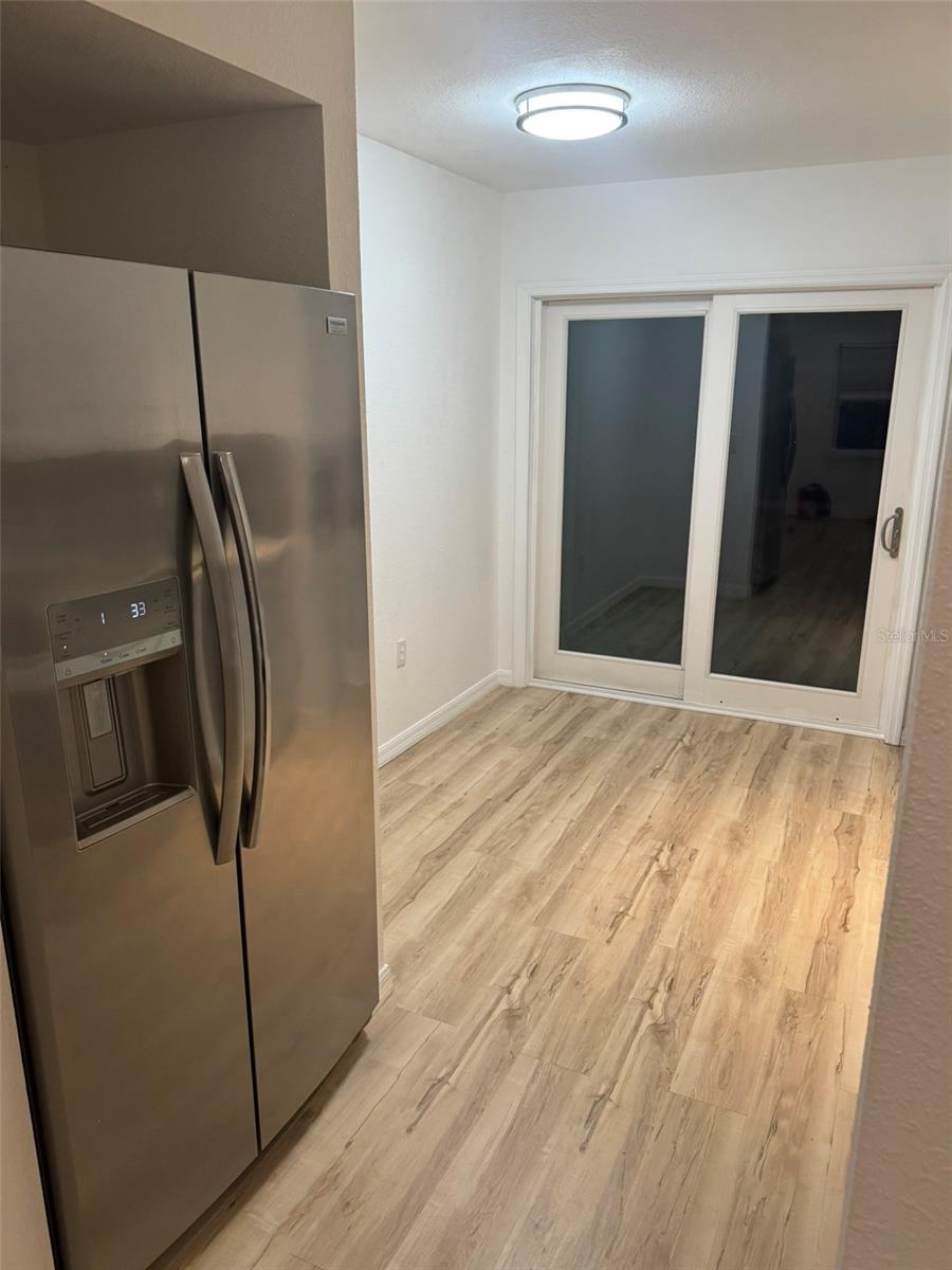 SUMMER PLACE - Residential Lease
