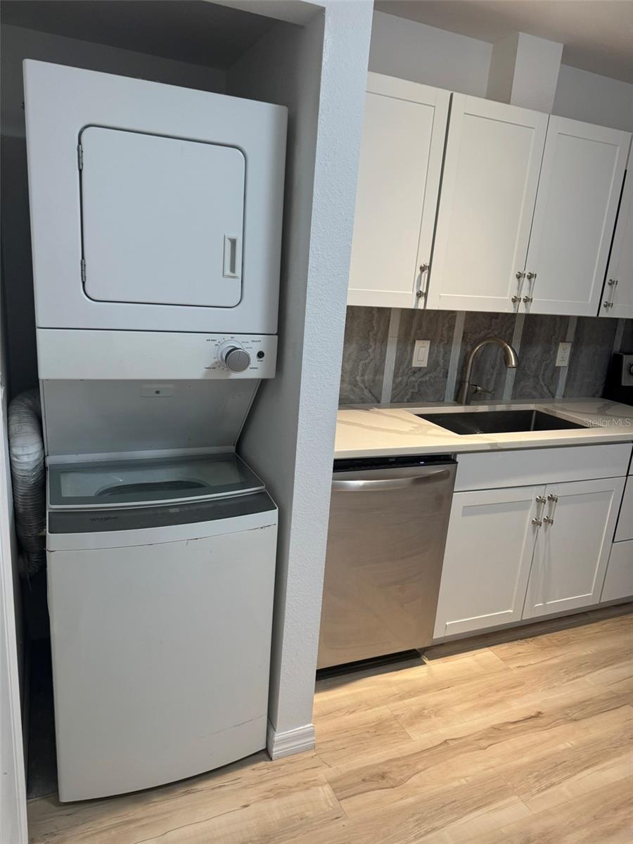 SUMMER PLACE - Residential Lease