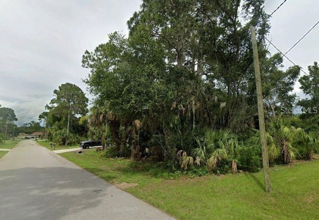 Photo of Lagoon Terrace, North Port, FL 34286 (MLS # C7517934)
