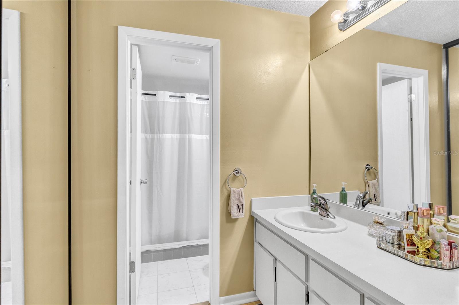 ESCONDIDO SEC 7 - Residential
