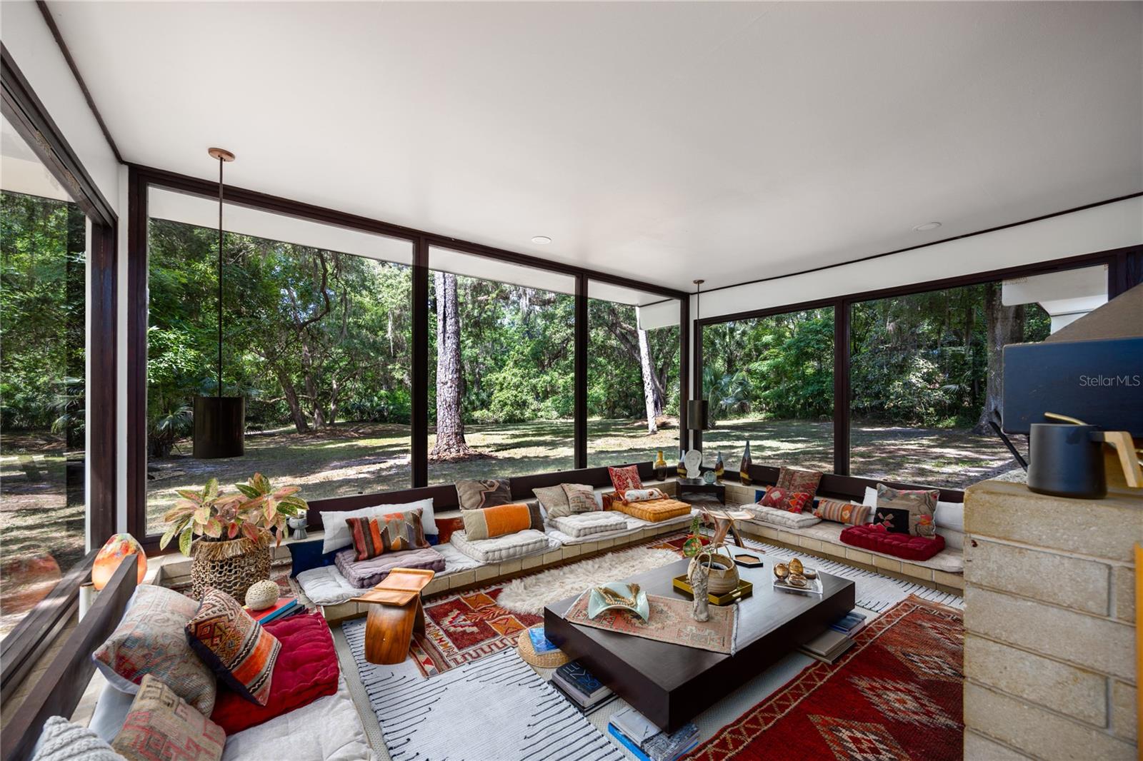 MAGNOLIA ESTATES - Residential