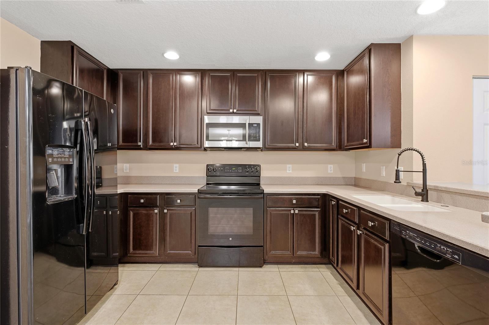 LANDINGS AT SUGAR MILL - Residential