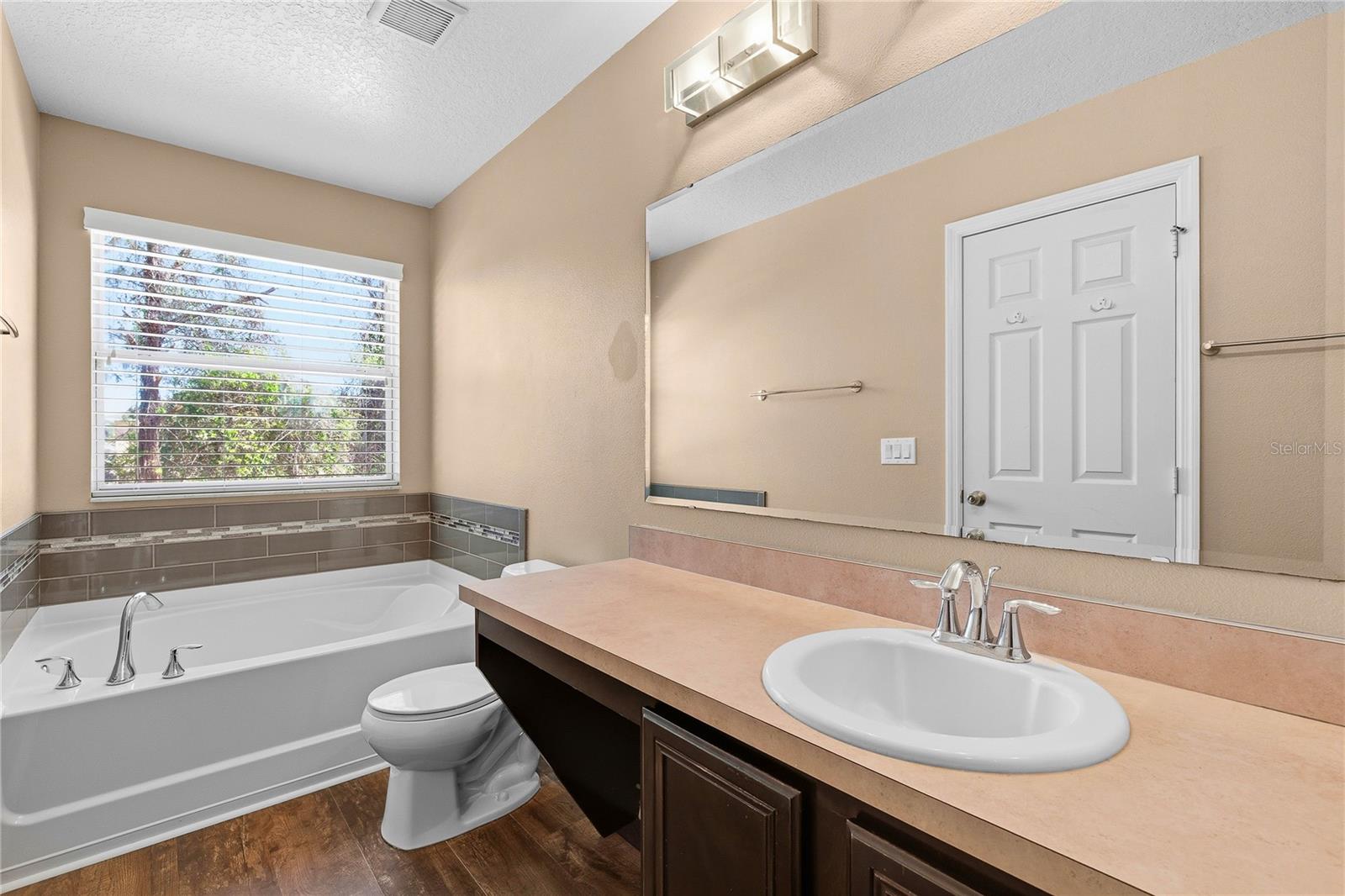 LANDINGS AT SUGAR MILL - Residential