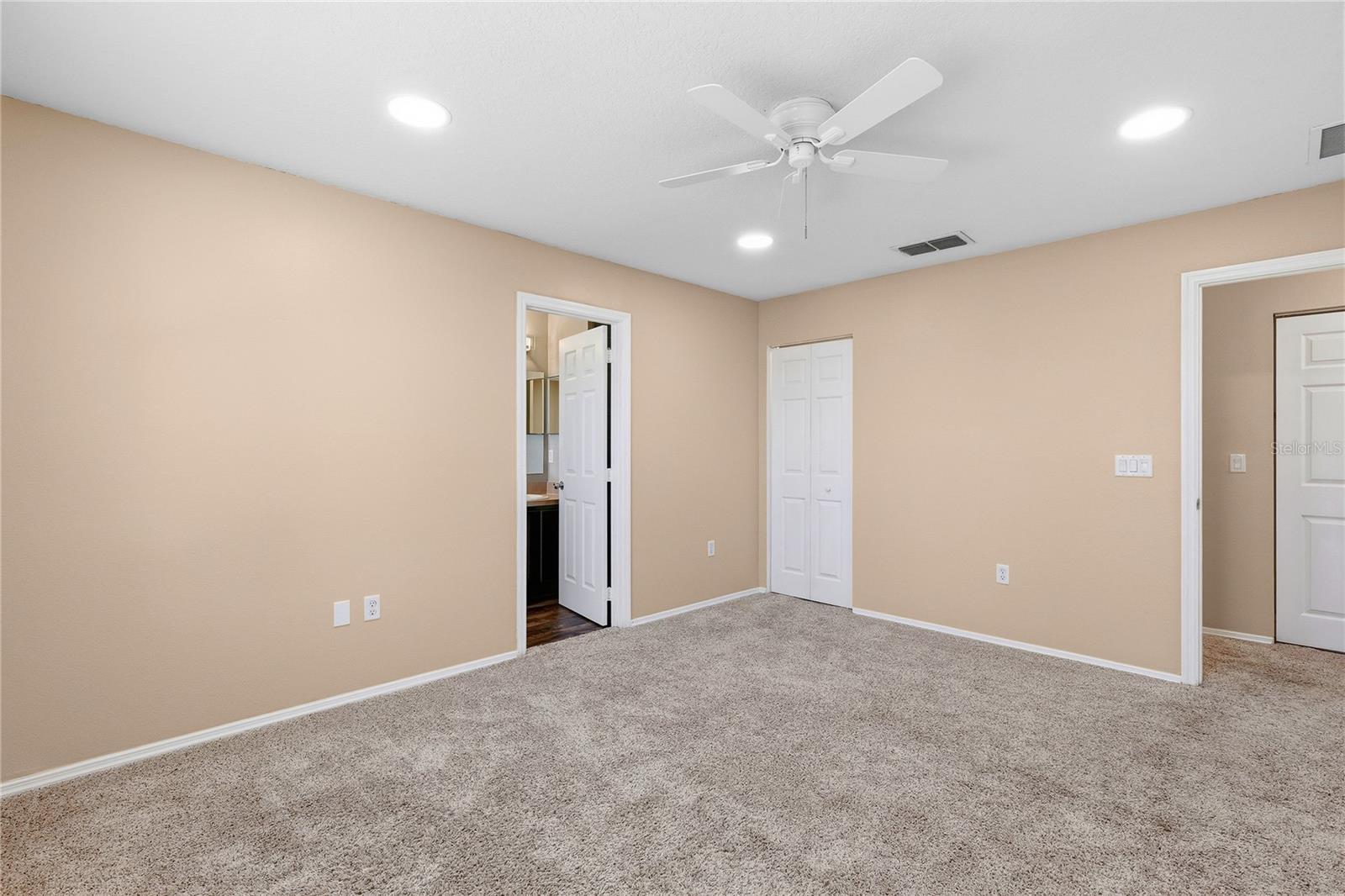 LANDINGS AT SUGAR MILL - Residential