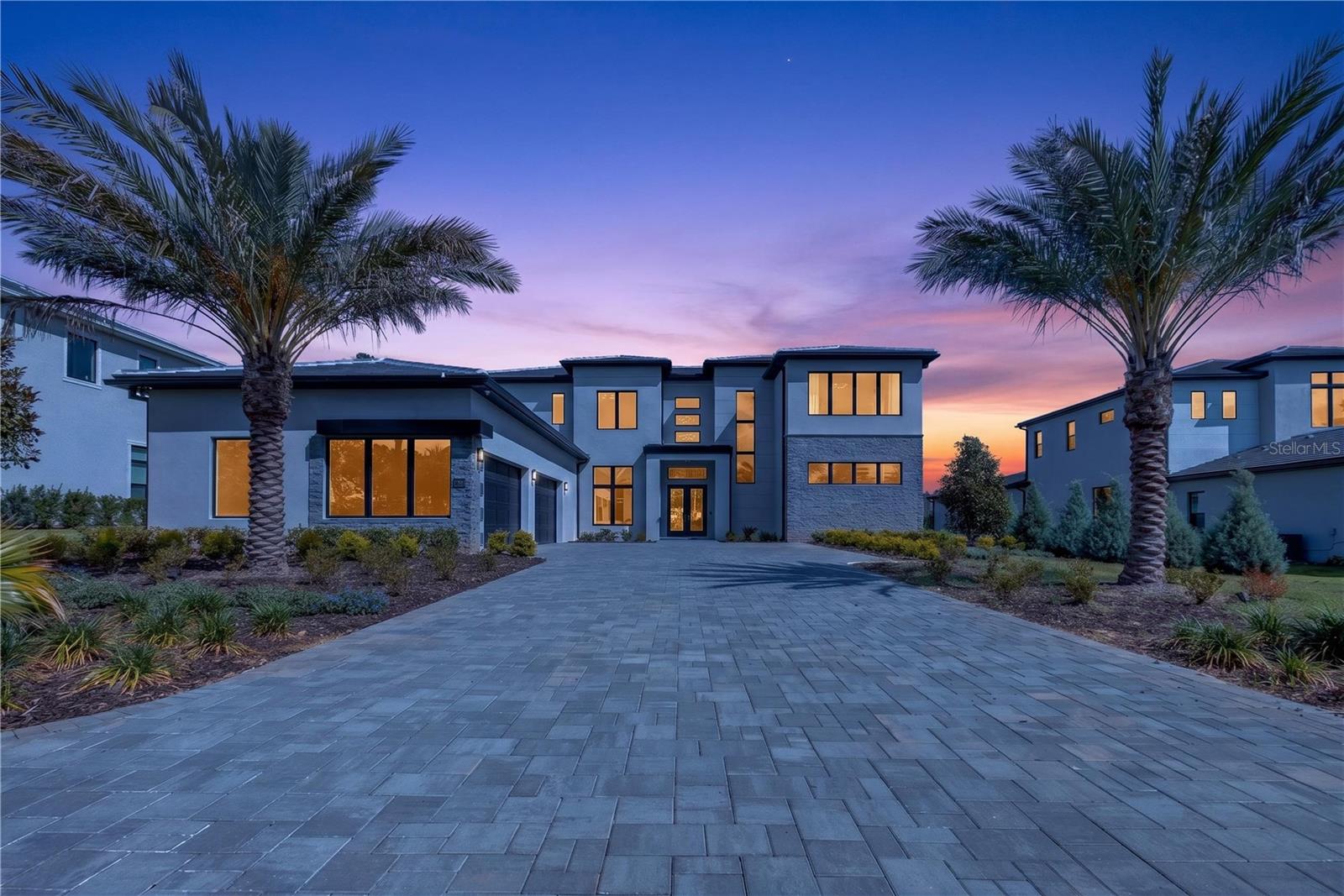 16044 PENDIO DRIVE