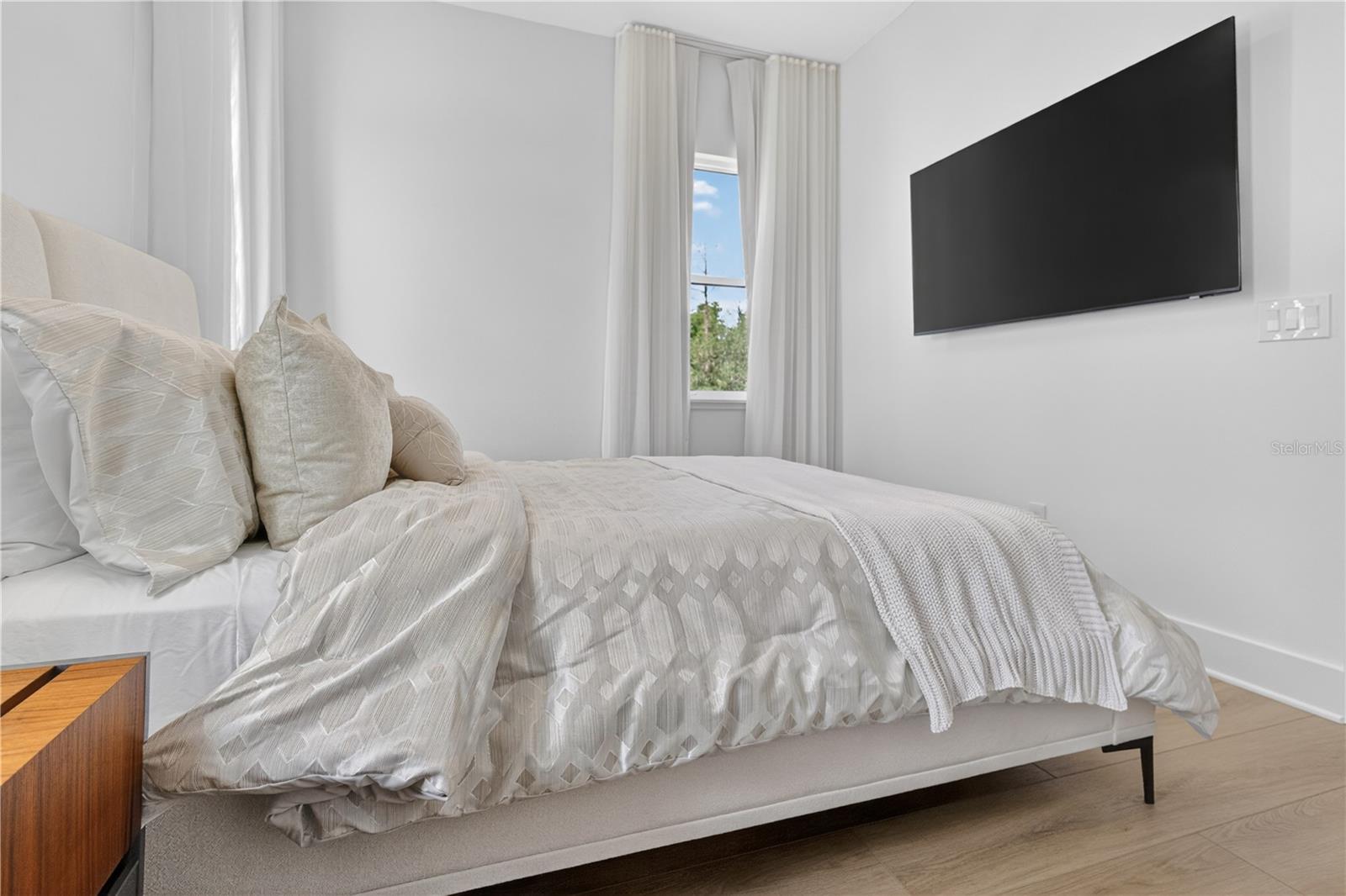 BELLA COLLINA SUB - Residential