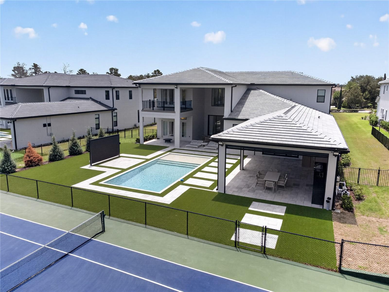 BELLA COLLINA SUB - Residential