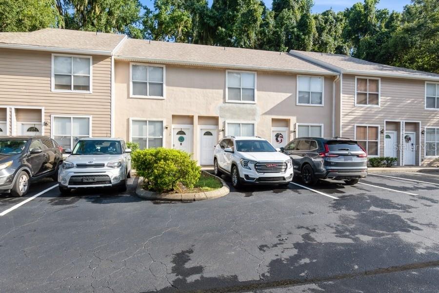 Truly Turnkey!
This beautiful 2 bedroom, 2.5 bath condo comes fully furnished—just bring your personal items and move right in! Features include tile flooring downstairs, cozy carpet upstairs, a laundry closet with washer and dryer, epoxy kitchen counters and a back patio. Each bedroom has a walk-in closet and a bathroom, the perfect setup for having a roommate.
Located in a prime spot, just minutes from Archer Road shopping, the University of Florida, and Shands Medical Center. Relax and unwind at the community pool on those hot summer days! Don't miss out on this great opportunity.