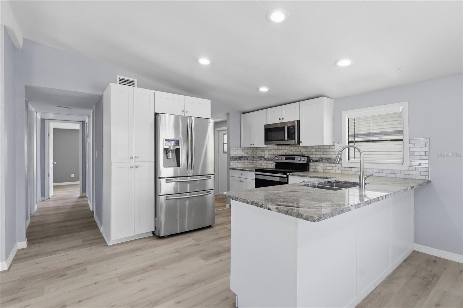SANDALWOOD MOBILE HOME - Residential