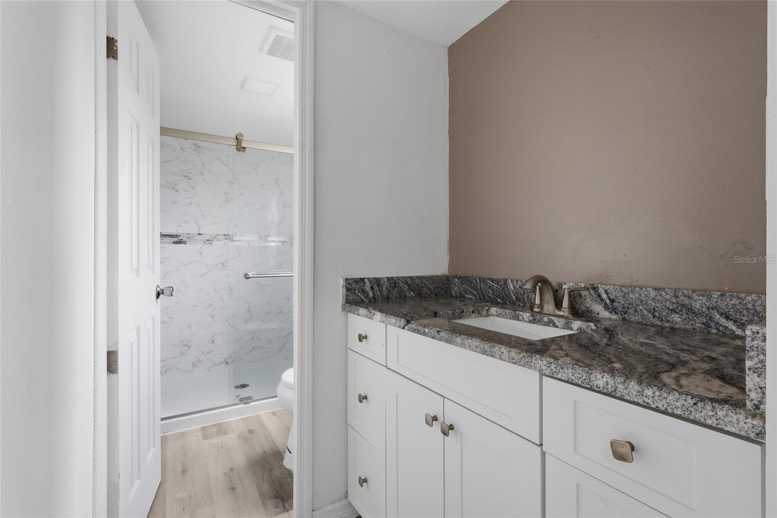 SANDALWOOD MOBILE HOME - Residential