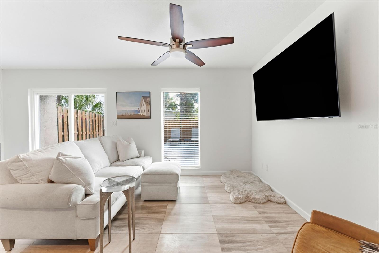 DAVIS ISLANDS PB10 PG52 TO 57 - Residential