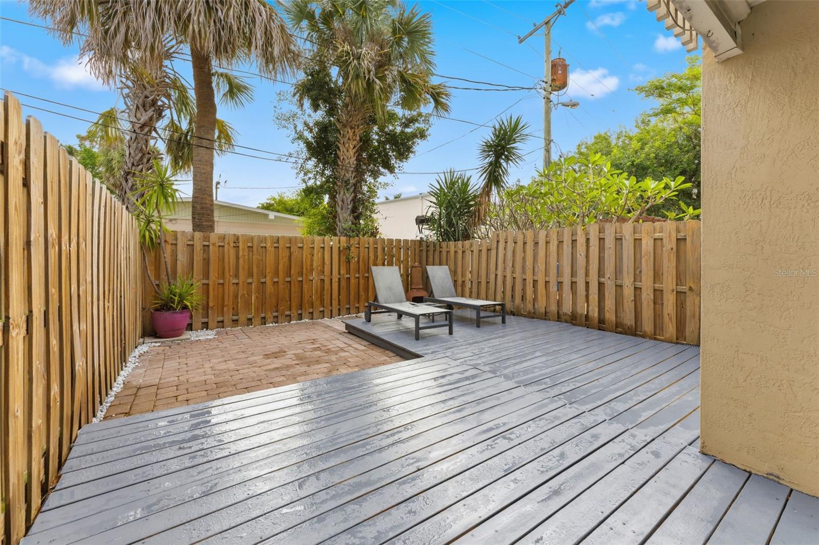 DAVIS ISLANDS PB10 PG52 TO 57 - Residential