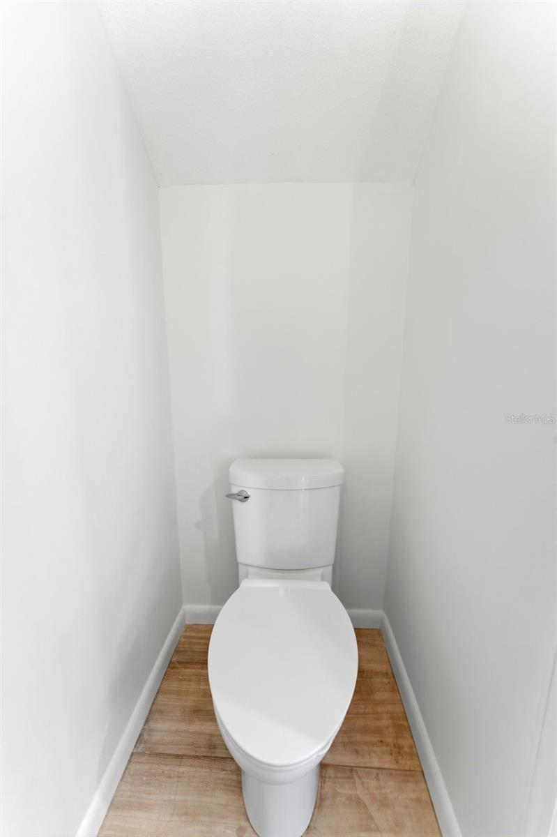 DAVIS ISLANDS PB10 PG52 TO 57 - Residential