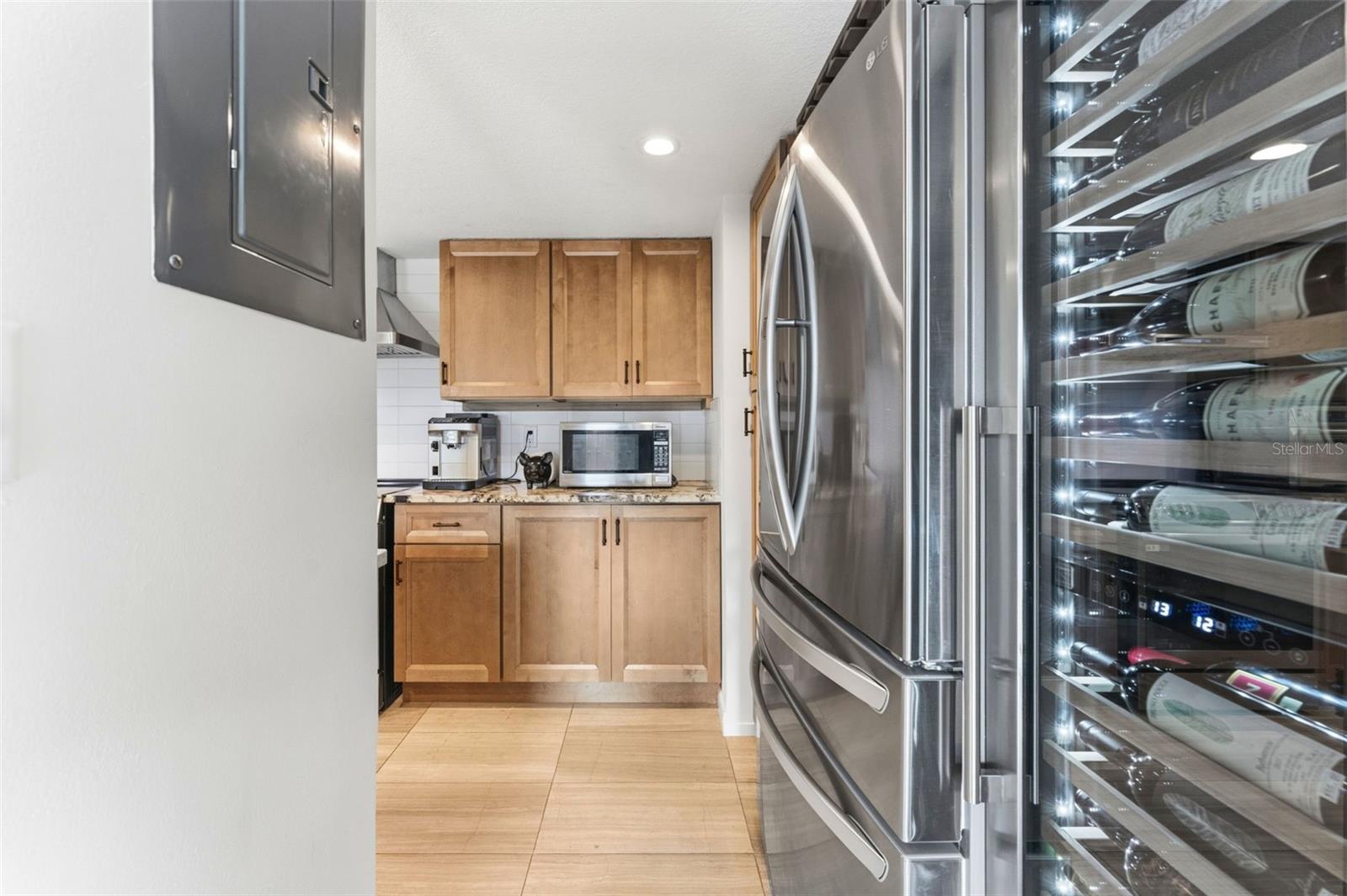 DAVIS ISLANDS PB10 PG52 TO 57 - Residential