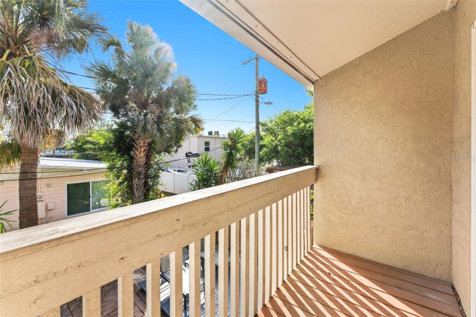 DAVIS ISLANDS PB10 PG52 TO 57 - Residential