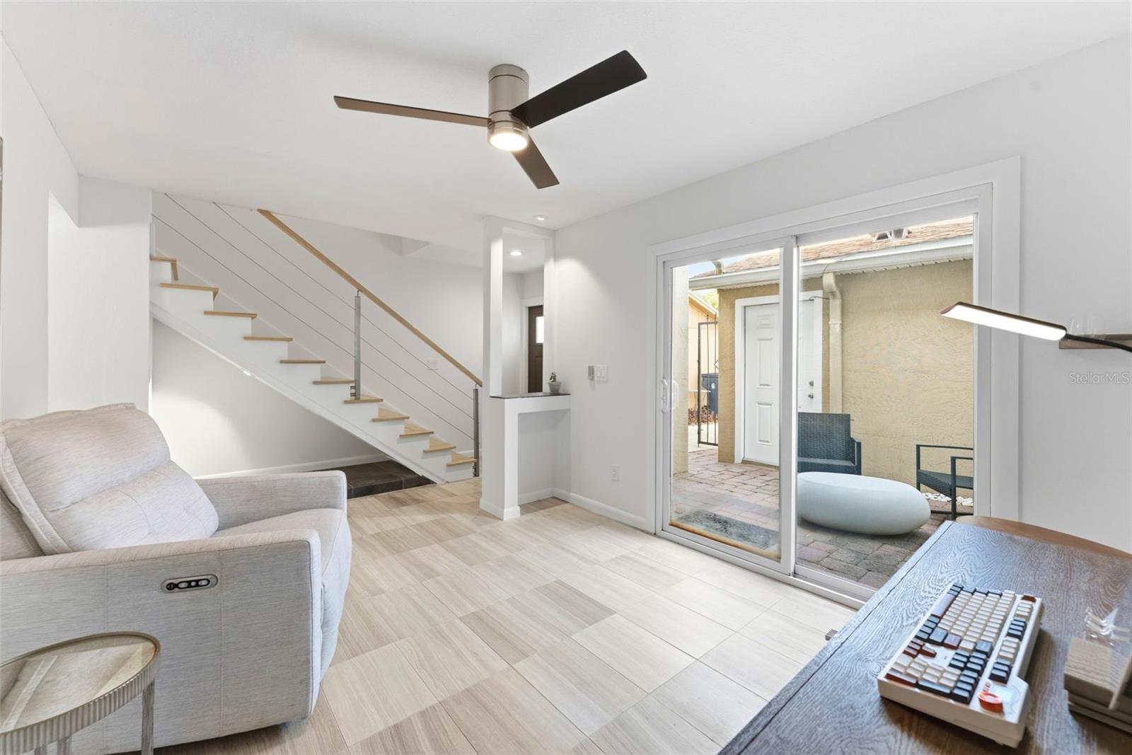 DAVIS ISLANDS PB10 PG52 TO 57 - Residential