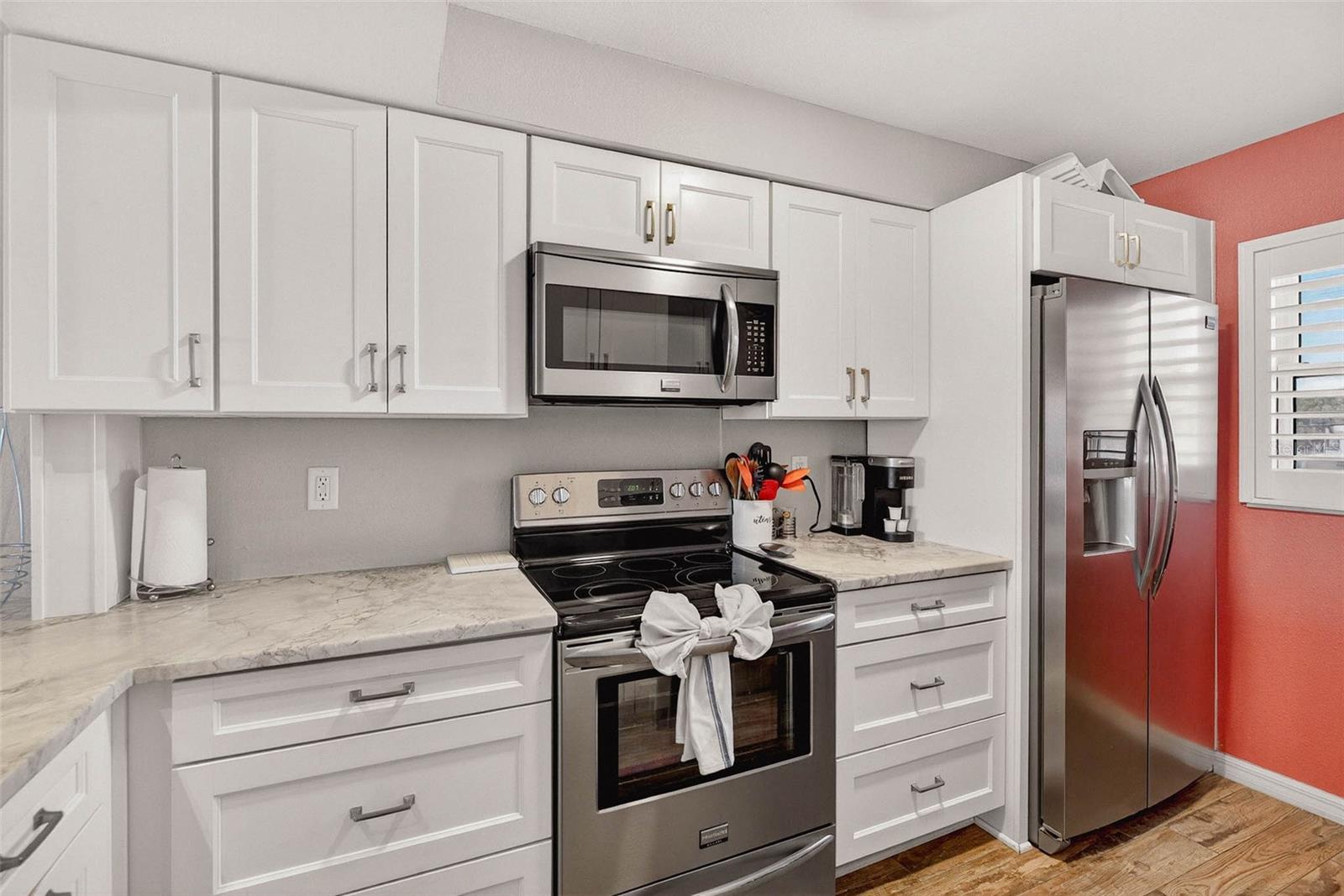 KIMA CONDO - Residential
