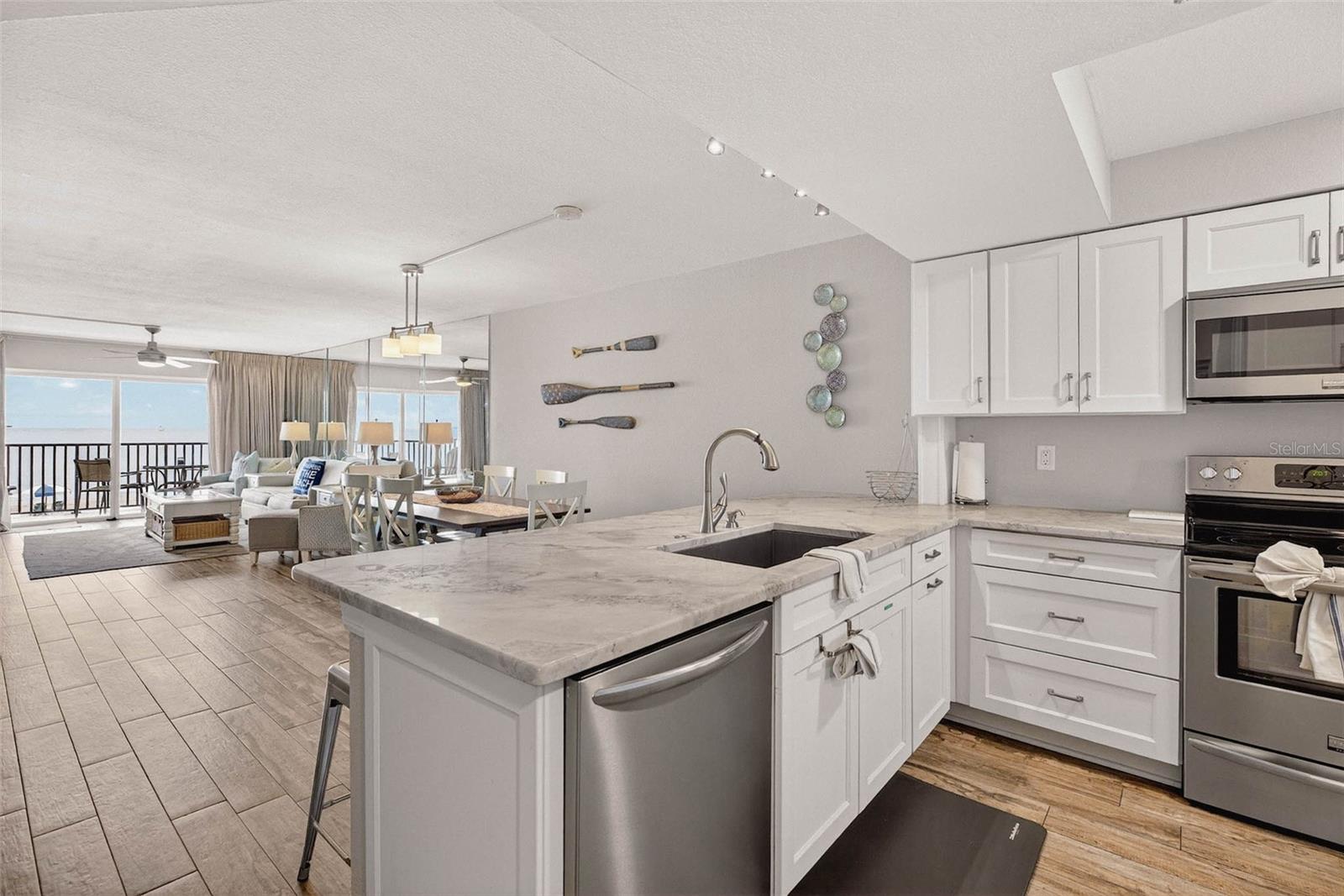 KIMA CONDO - Residential