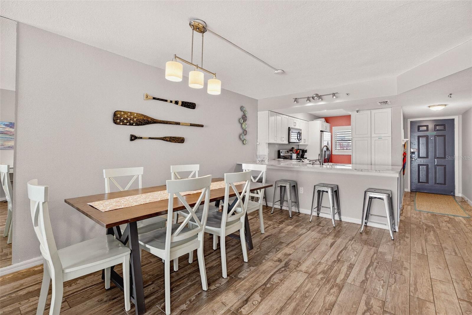KIMA CONDO - Residential