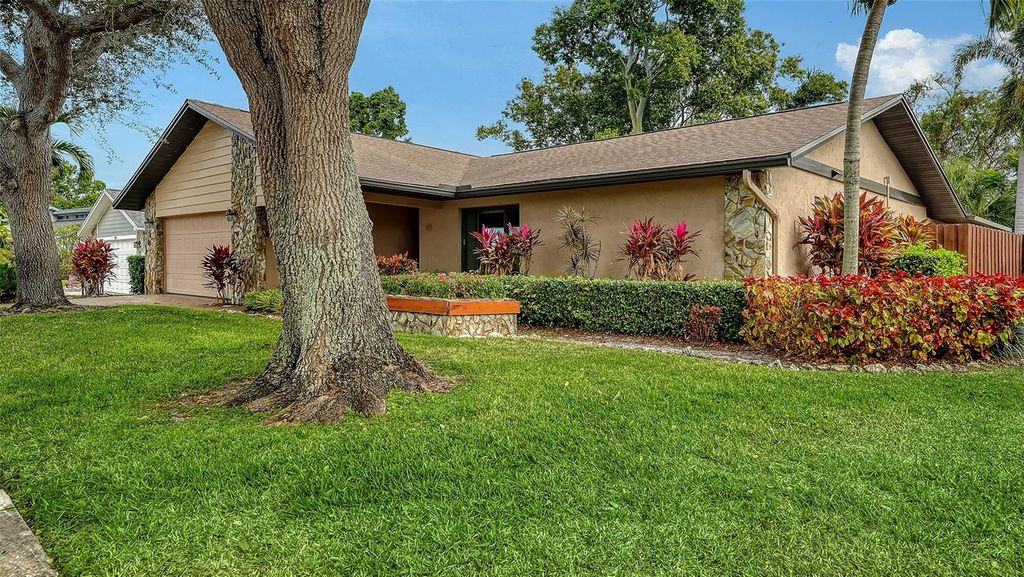 Photo of 311 76th Street NW, Bradenton, FL 34209 (MLS # A4672245)