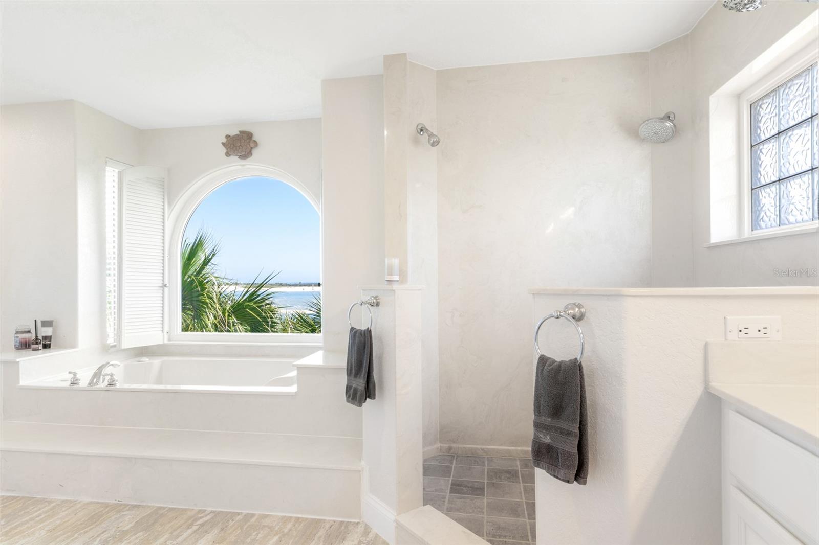 BARRATARIA ISLAND - Residential