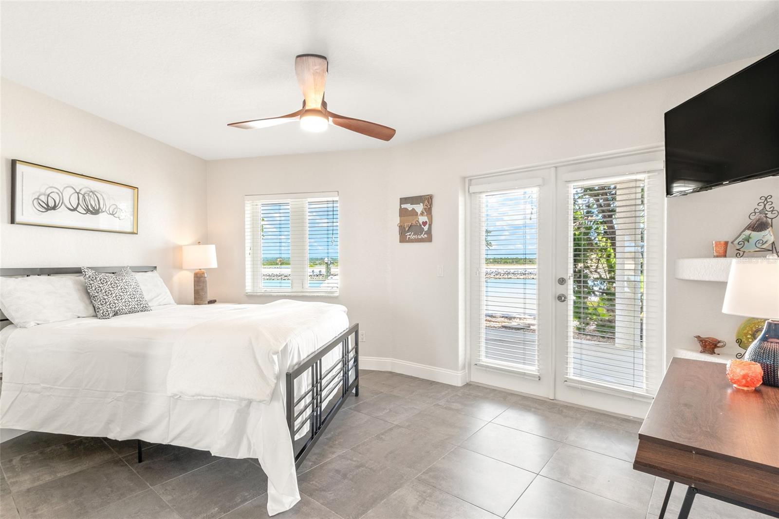 BARRATARIA ISLAND - Residential