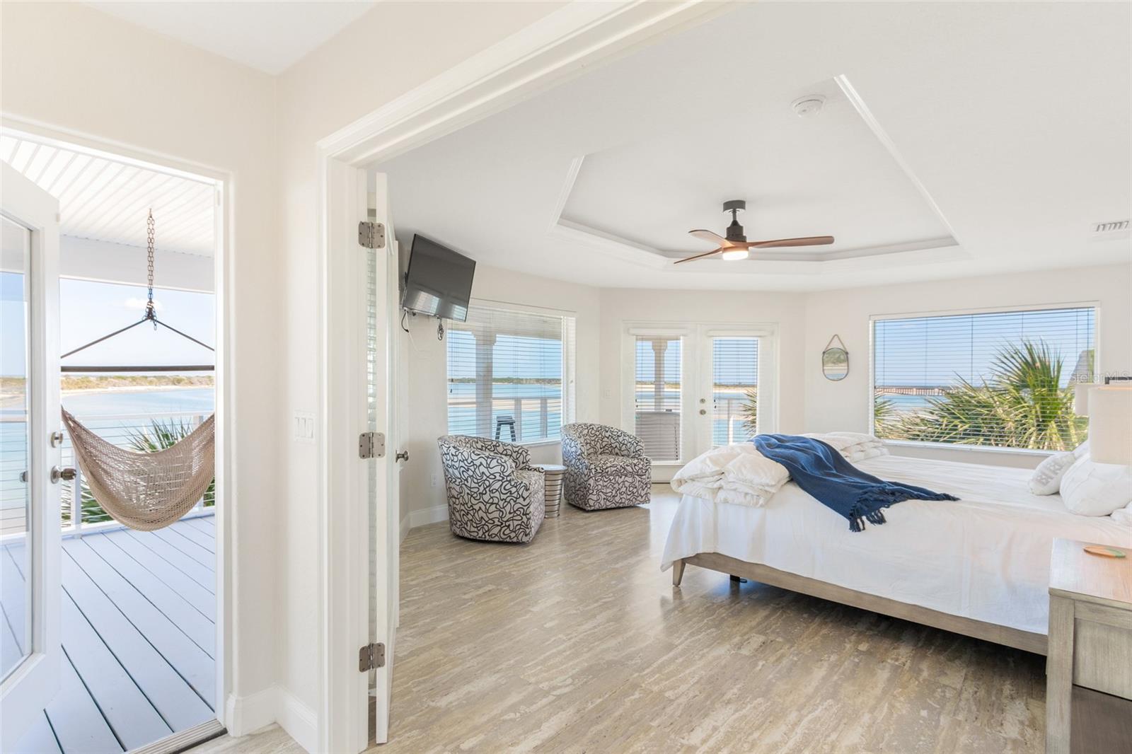 BARRATARIA ISLAND - Residential