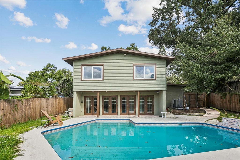 Photo of 328 W Comanche Avenue, Tampa, FL 33604 (MLS # O6453920)