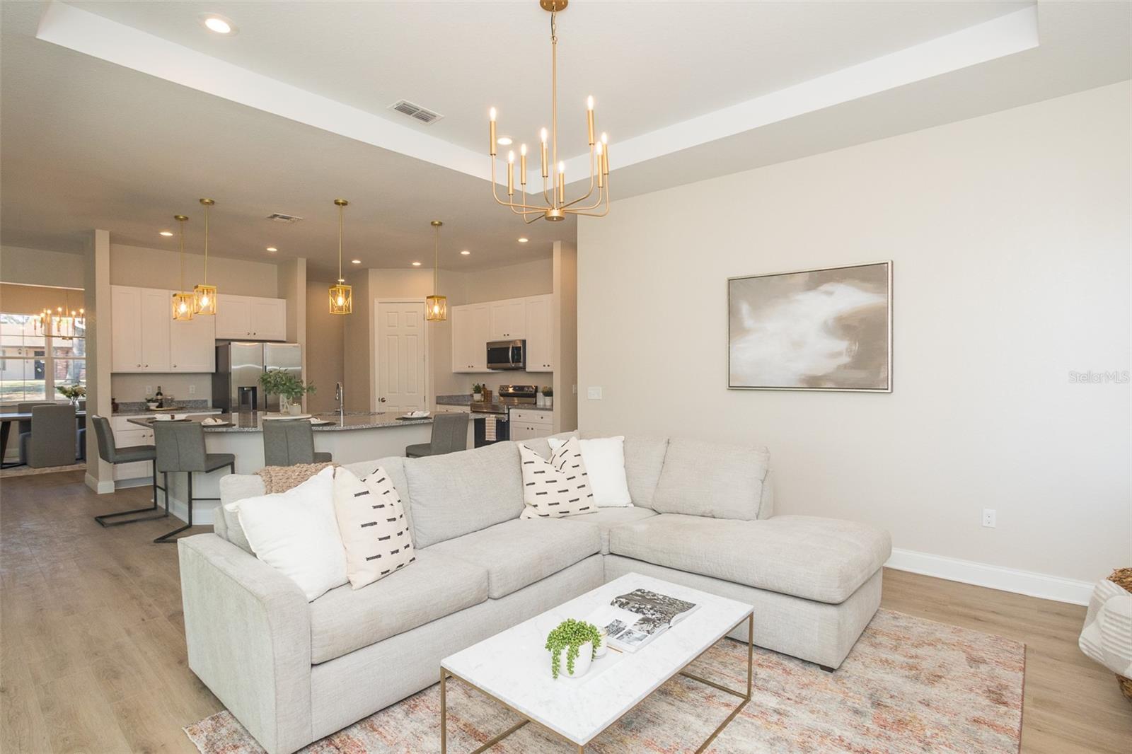 WHITEHURST MANOR - Residential