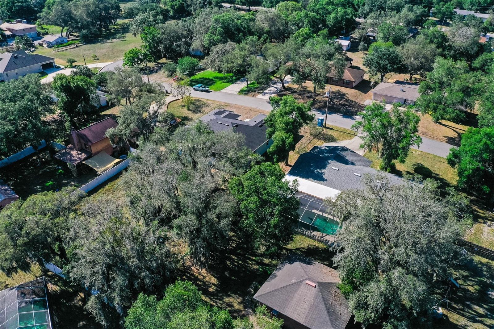 WHITEHURST MANOR - Residential