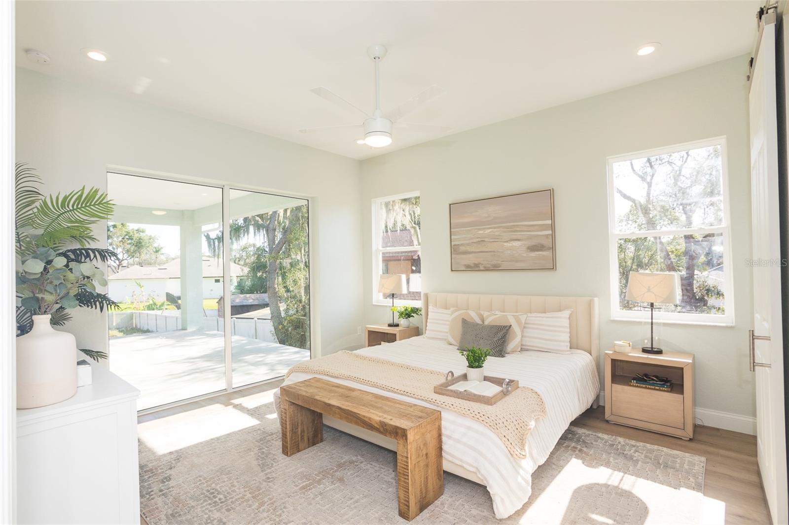 WHITEHURST MANOR - Residential