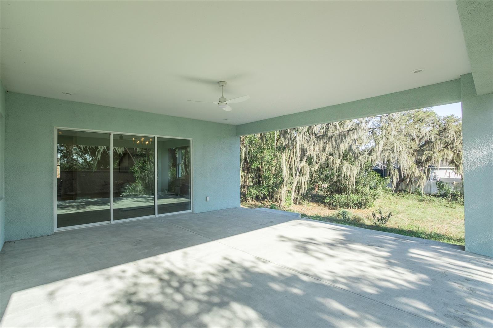 WHITEHURST MANOR - Residential