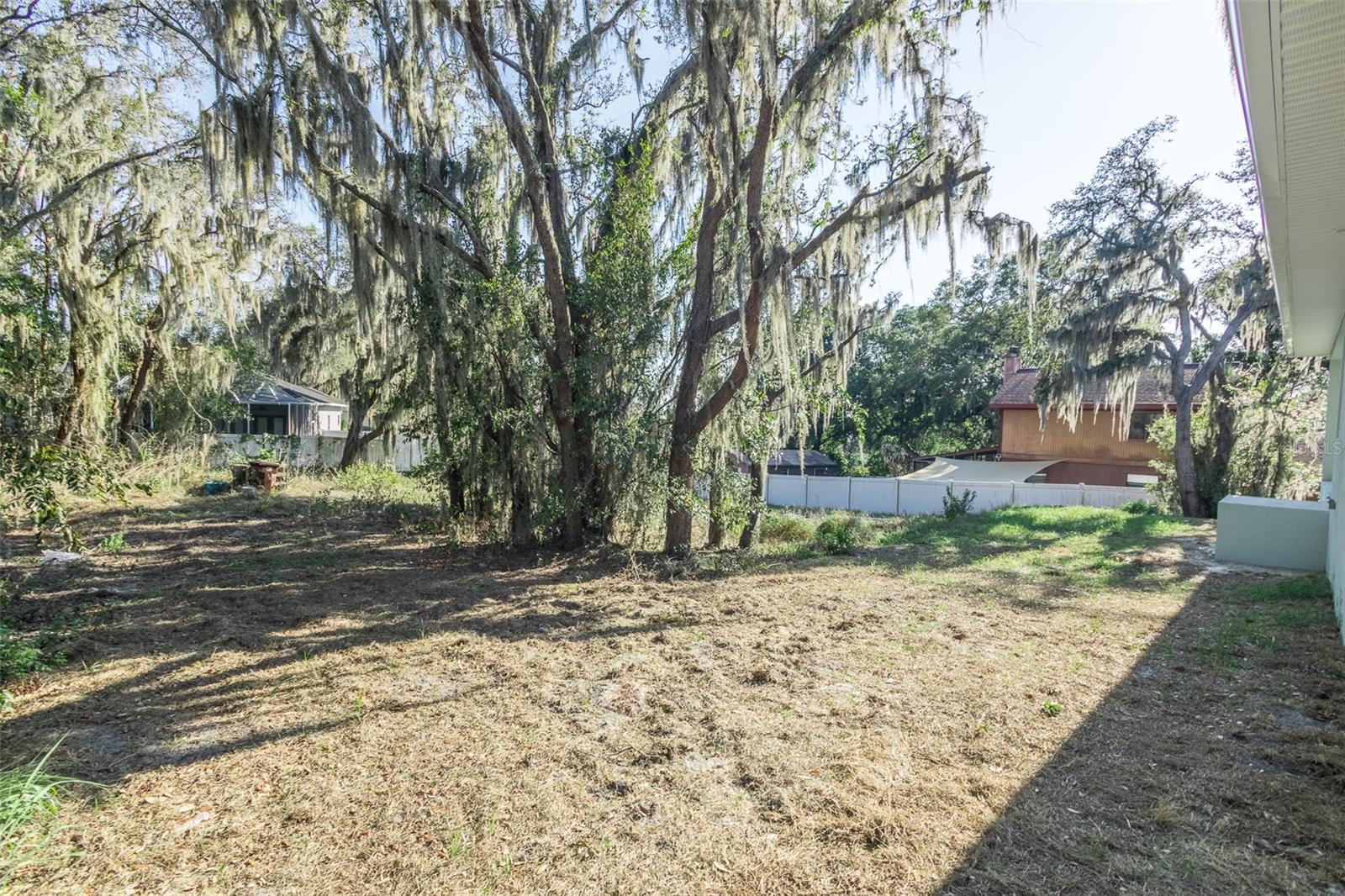 WHITEHURST MANOR - Residential