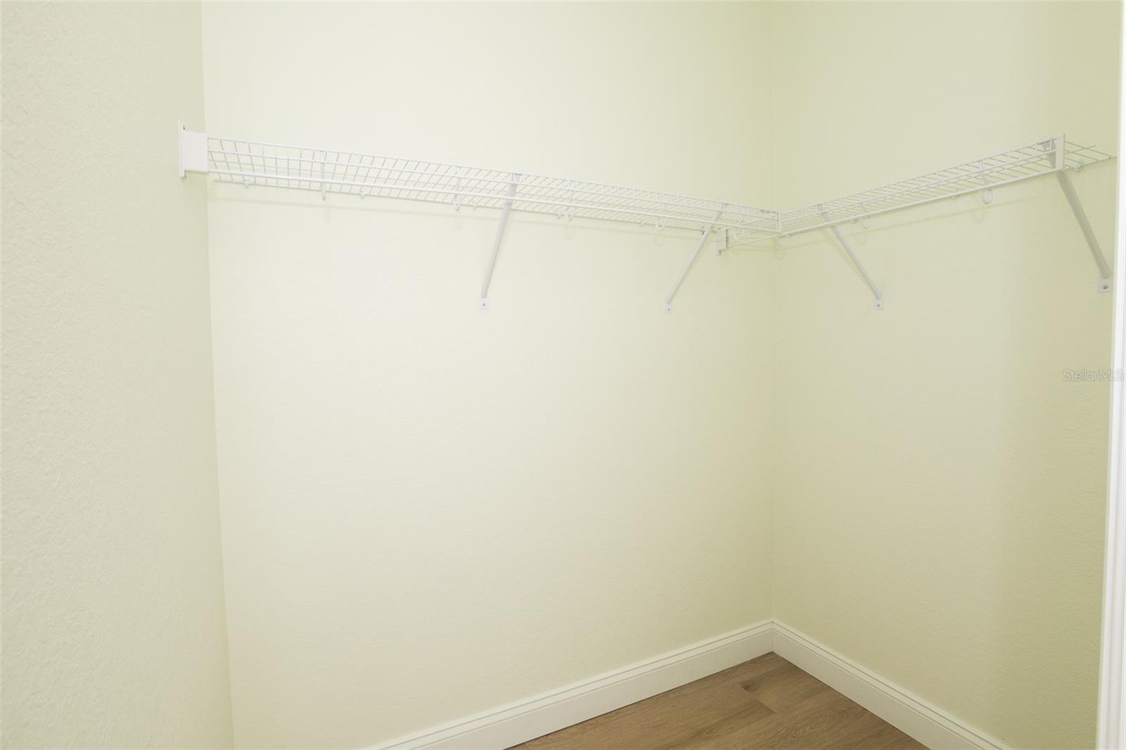 WHITEHURST MANOR - Residential