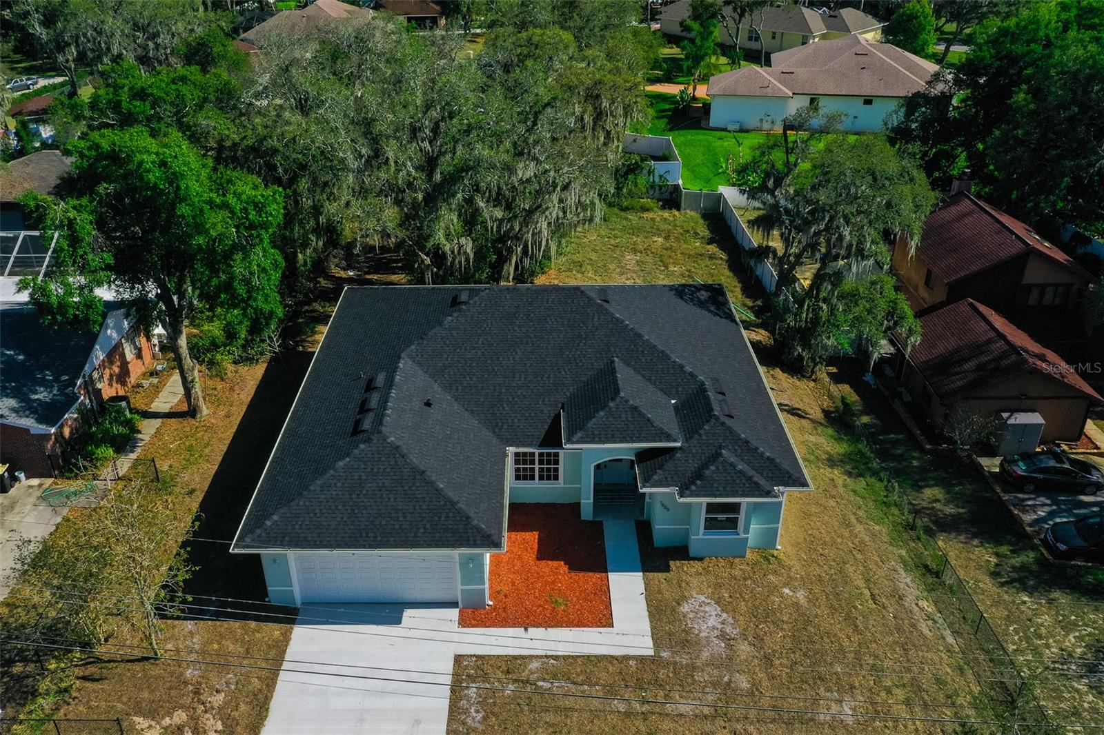 WHITEHURST MANOR - Residential