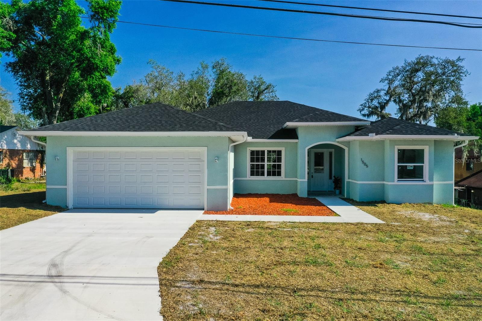 WHITEHURST MANOR - Residential