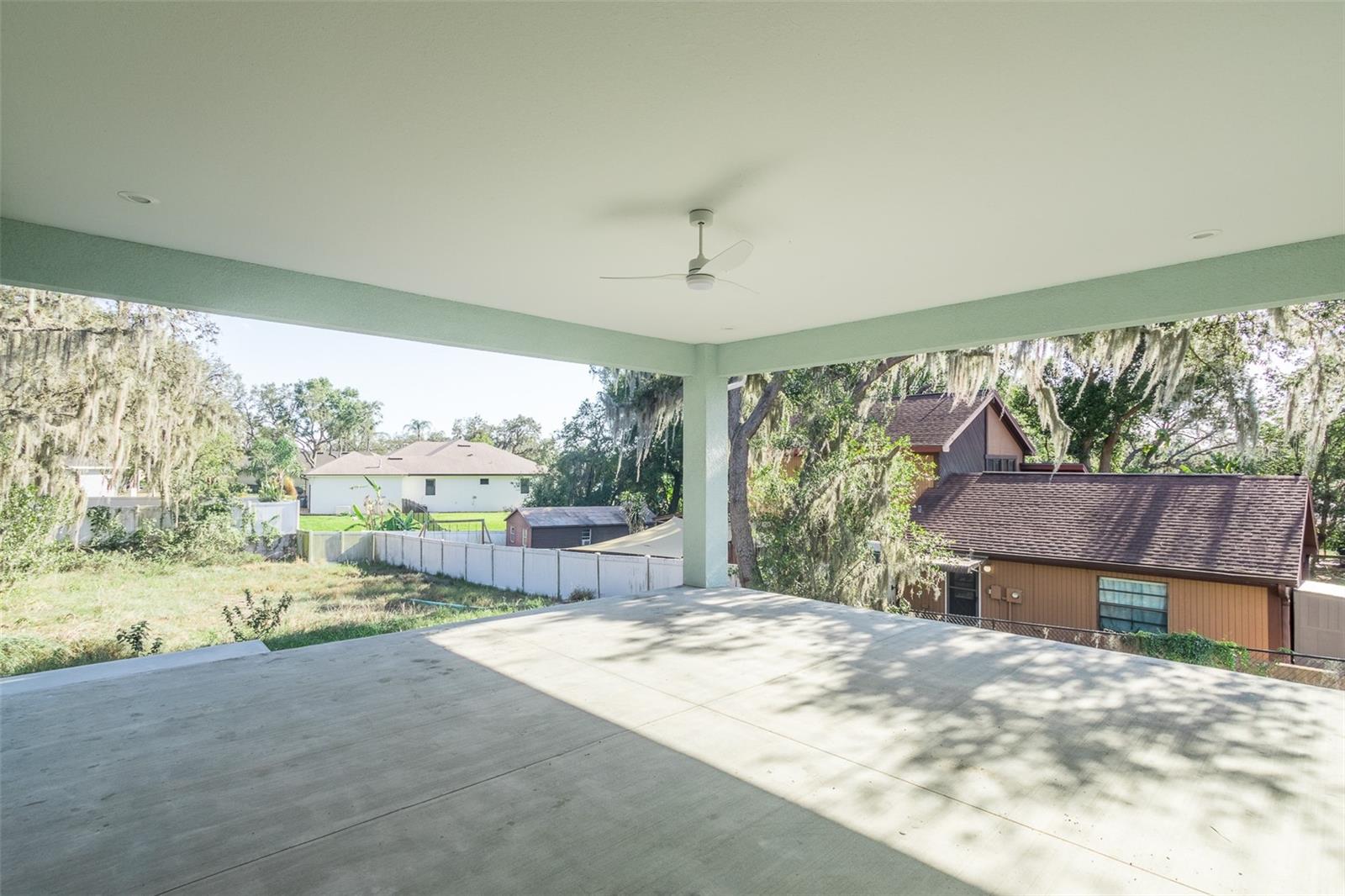 WHITEHURST MANOR - Residential