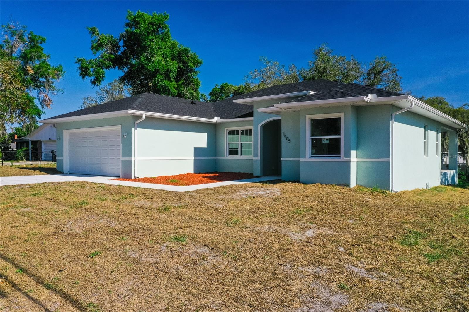 WHITEHURST MANOR - Residential