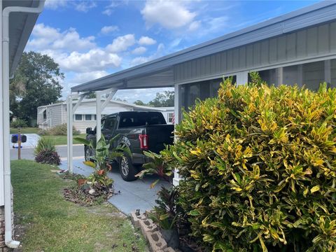 A home in LAKELAND