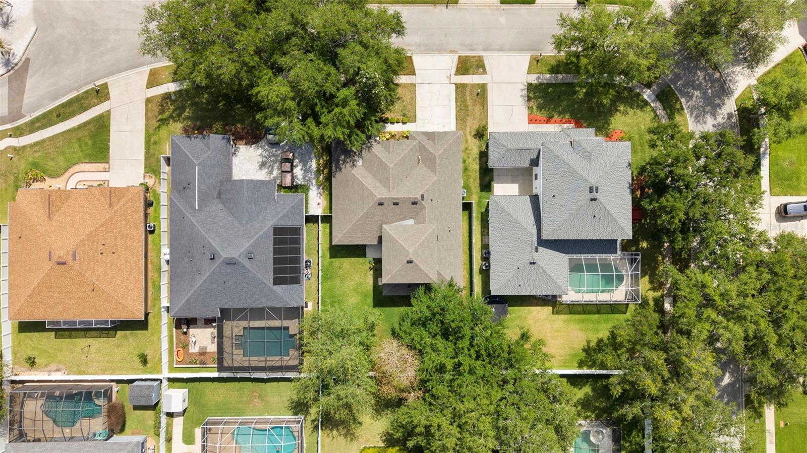 VALRICO LAKE - Residential