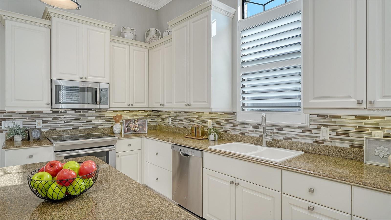 LAKEWOOD RANCH COUNTRY CLUB VILLAGE R&S - Residential