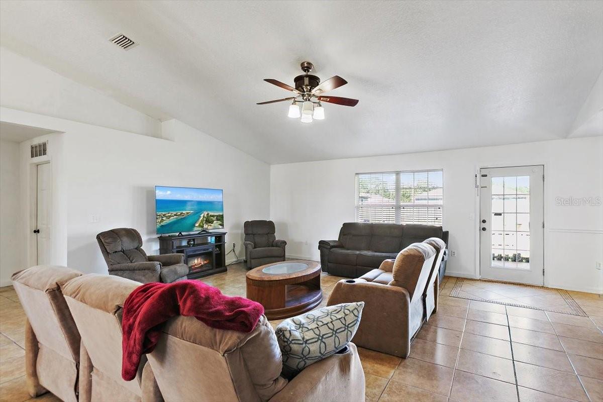 PALM COAST SEC 33 - Residential