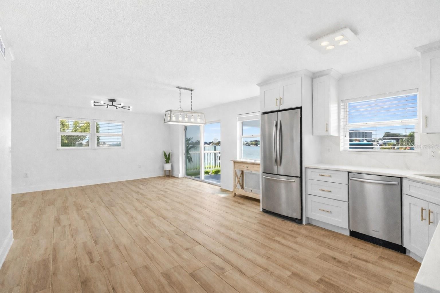 BOCA CIEGA SHORES CONDO - Residential