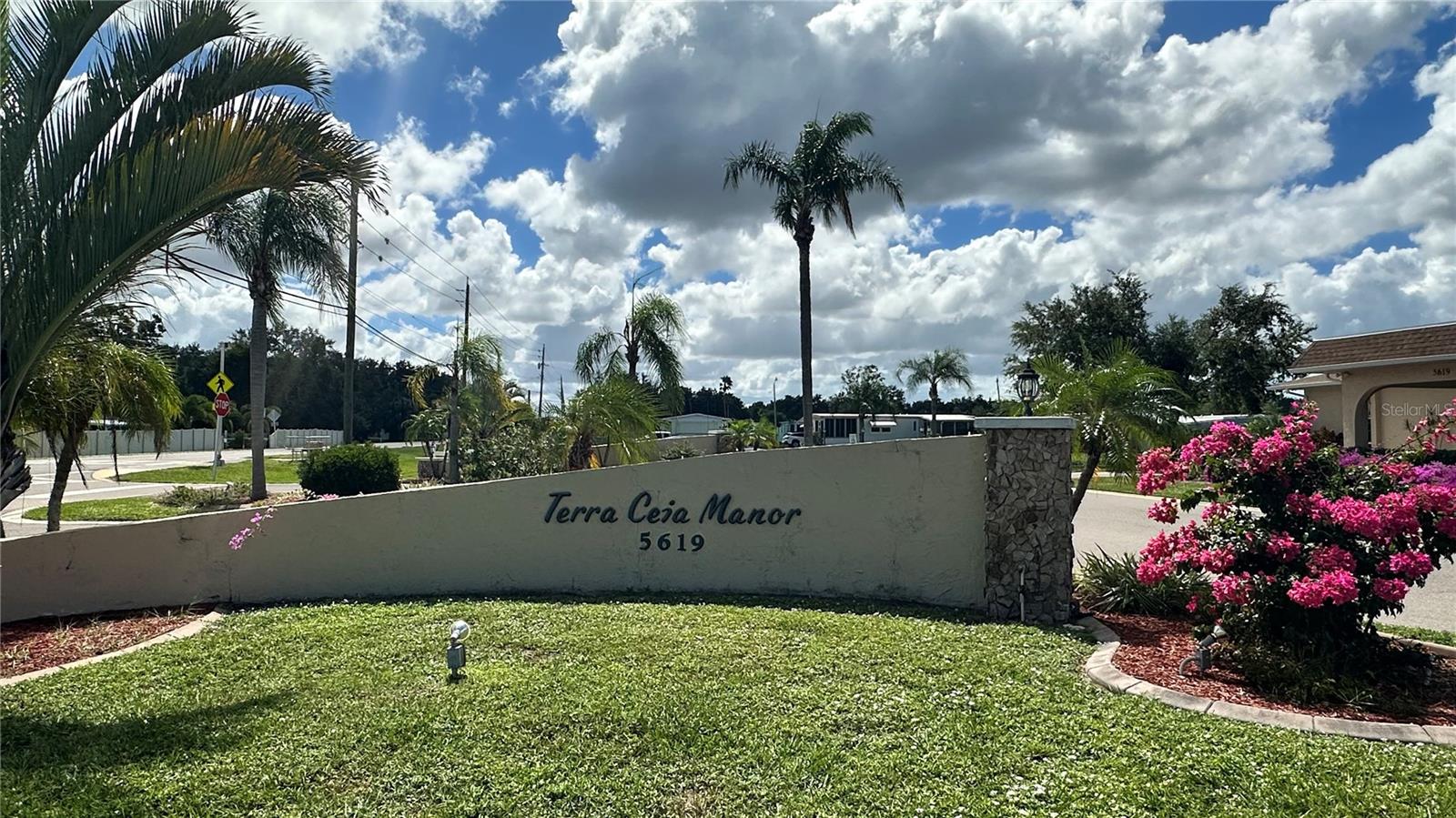 TERRA CEIA MANOR CO-OP - Residential