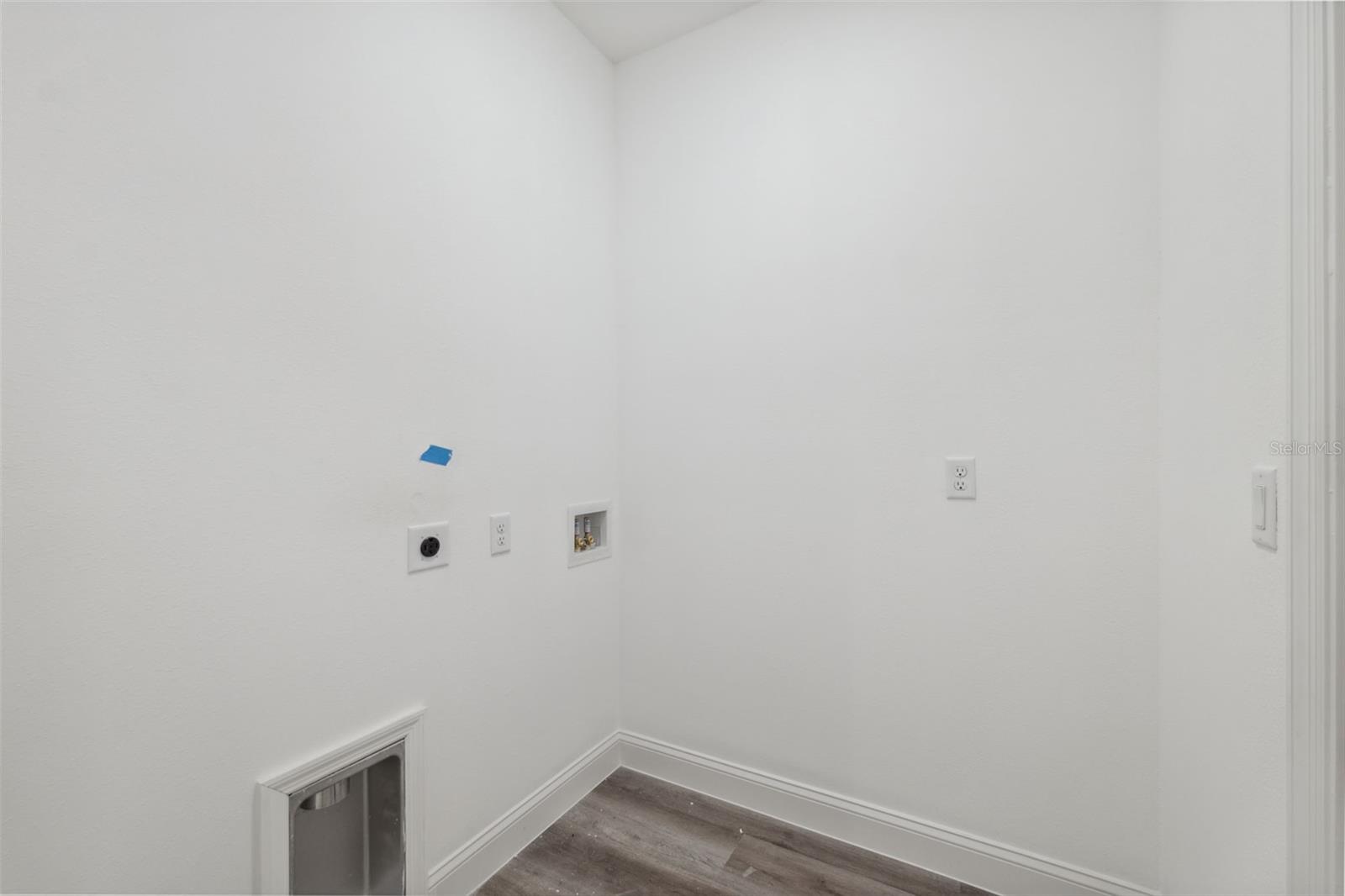 CITRUS SPGS UNIT 04 - Residential