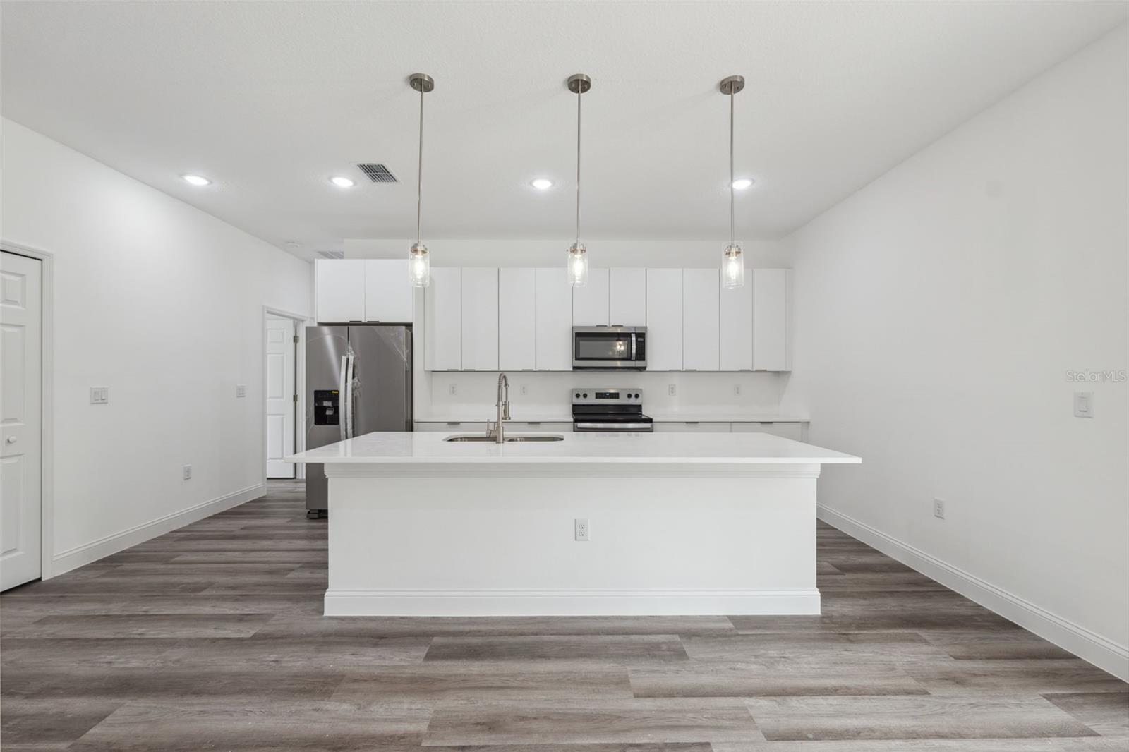 CITRUS SPGS UNIT 04 - Residential