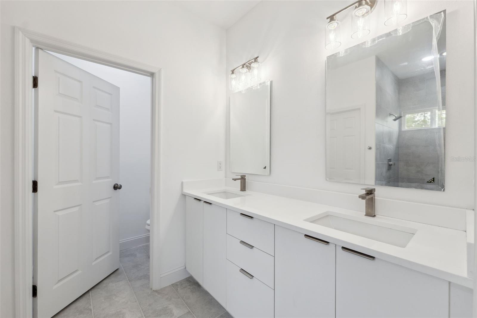 CITRUS SPGS UNIT 04 - Residential