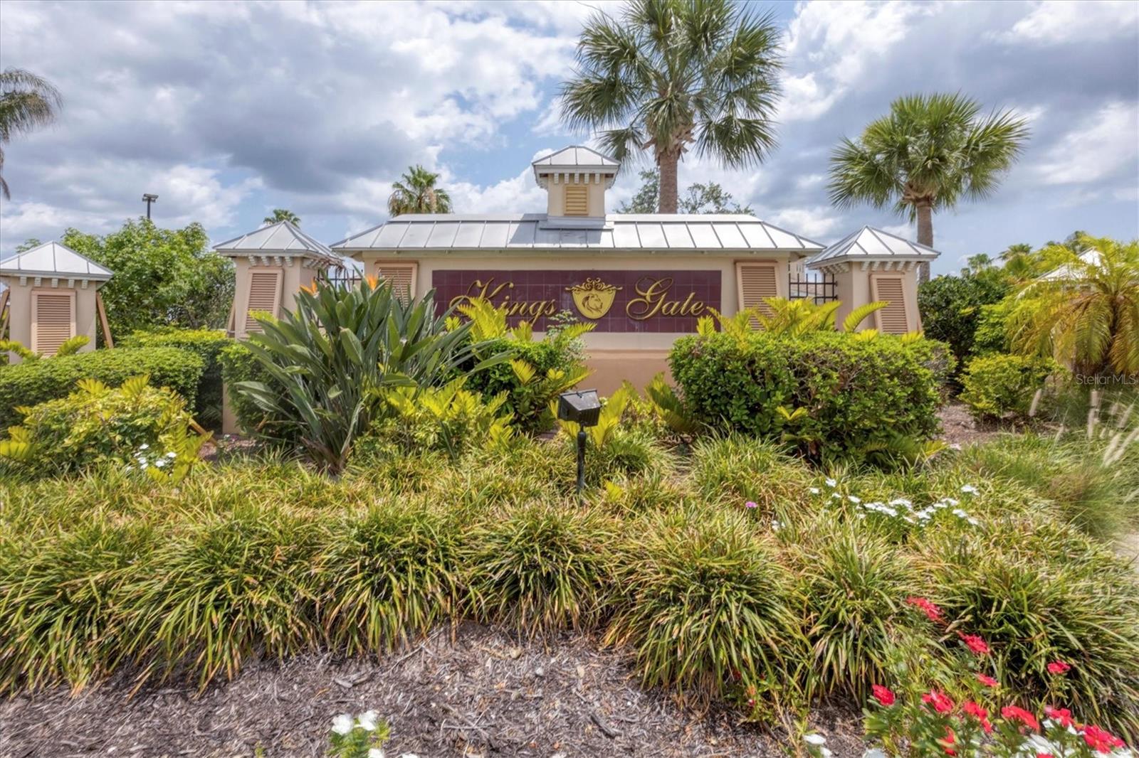 KINGS GATE PH 06 - Residential